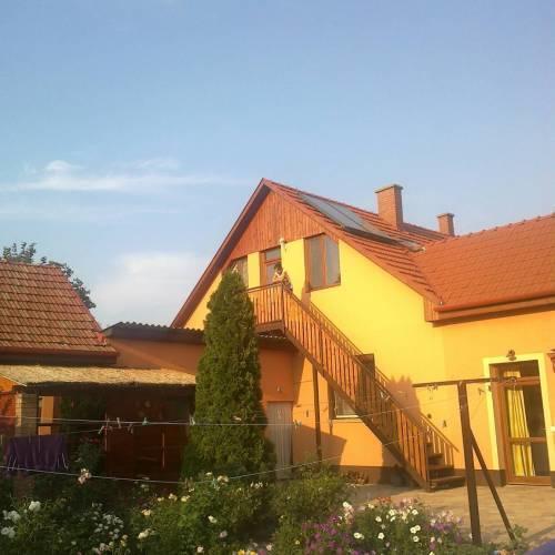 Szilvia Vendeghaz Hotell Korosszakal Exteriör bild